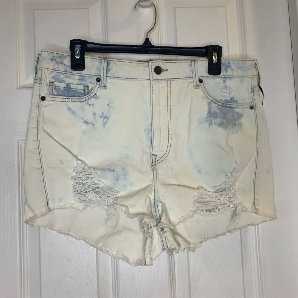 True Religion Ultra High Rise Super Skinny Caia Distressed Shorts Size 34W